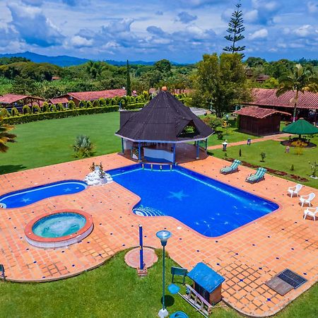 Finca Hotel El Ocaso 킴바야 외부 사진