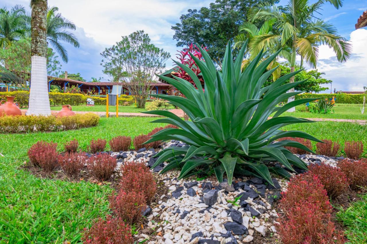 Finca Hotel El Ocaso 킴바야 외부 사진