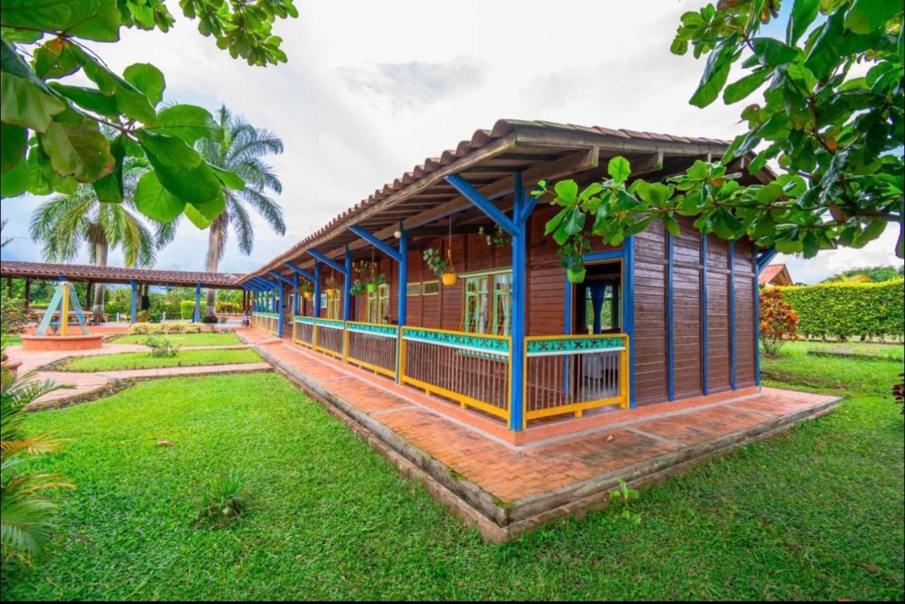 Finca Hotel El Ocaso 킴바야 외부 사진